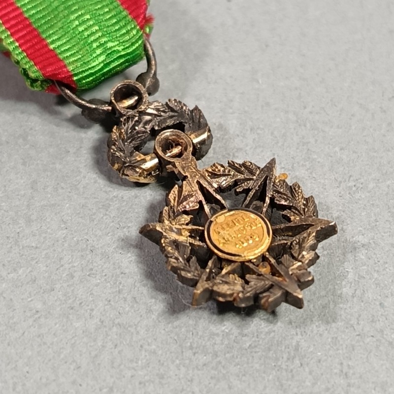 SUPERBE !! FRANCE REDUCTION DE LA MEDAILLE D'OFFICIER DE L'ORDREDE DU MERITE AGRICOLE FABRICATION LUXE AVEC BRILLANTS