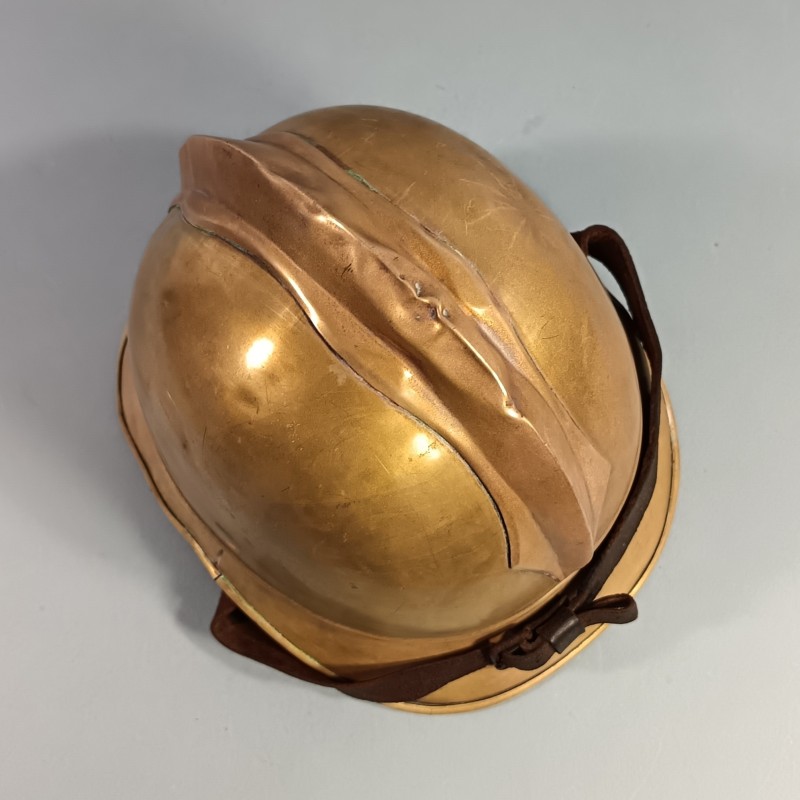 CASQUE DE SAPEURS POMPIERS ALLEMANDS VERS 1900 GERMAN FIREFIGHTER'S HELMET FABRICANT J.G. LIER A BIBERACH RISS