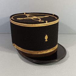KEPI DE LIEUTENANT D'UN REGMENT DU GENIE ETAT MAJOR GRENADE BRODEE ANNEES 1970 -1990 TAILLE 57