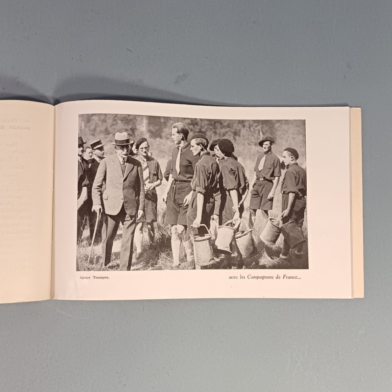 LIVRET DE PROPAGANDE LE MERACHAL DE FRANCE PHILIPPE PETAIN CHEF DE L'ETAT FRANCAIS TRAVAIL FAMILLE PATRIE