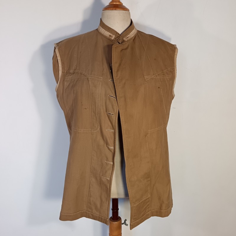 VAREUSE VESTE OFFICIER OU SOUS OFF MODELE 1880-1893 TROUPE COLONIALES BOUTONS LEGION COULEUR BEIGE SABLE