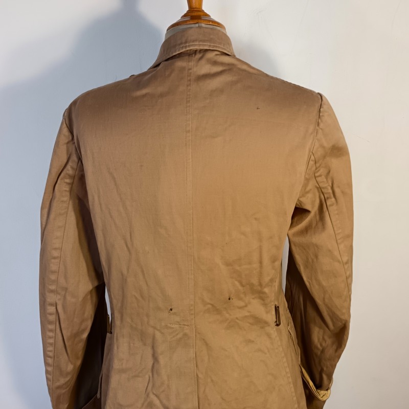 VESTE D'UNIFORME COULEUR SABLE POUR OFFICIER ET SOUS OFFICIER MODELE 1939 INFANTERIE COLONIALE OU TROUPES D'AFRIQUE