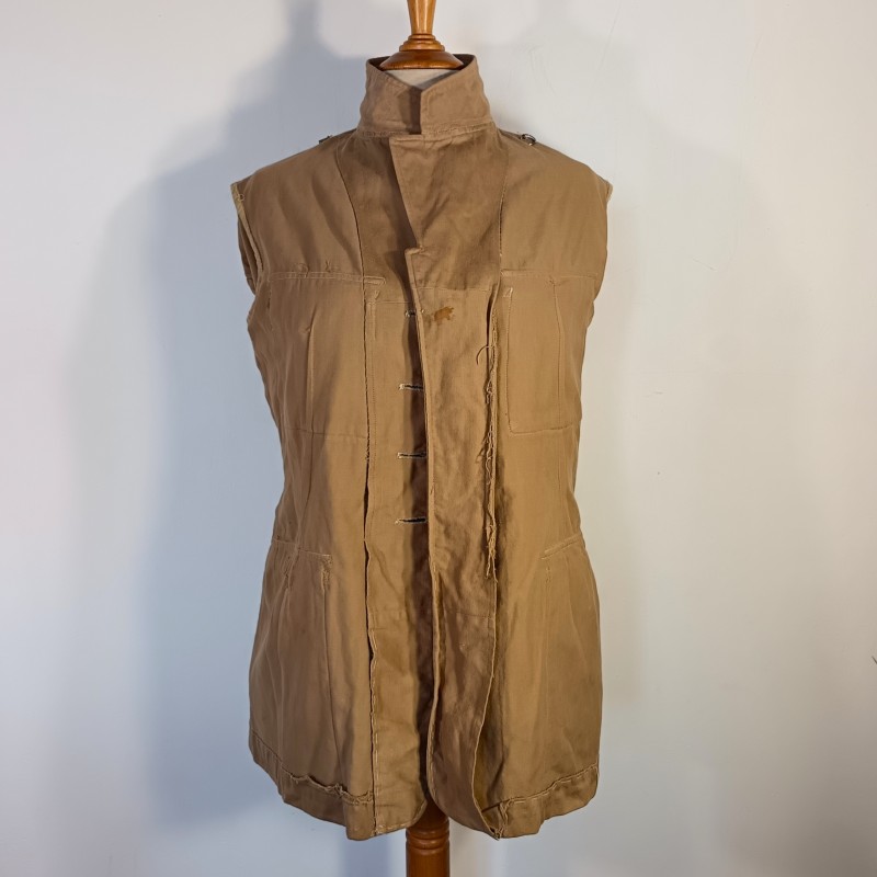 VESTE D'UNIFORME COULEUR SABLE POUR OFFICIER ET SOUS OFFICIER MODELE 1939 INFANTERIE COLONIALE OU TROUPES D'AFRIQUE