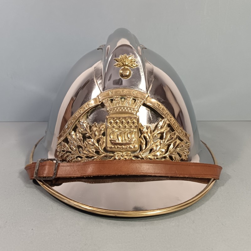 SUPERBE !! CASQUE DES SAPEURS POMPIERS DE LA VILLE DE PARIS BSPP SAPEUR-POMPIER MODELE 1933 NUMEROTE