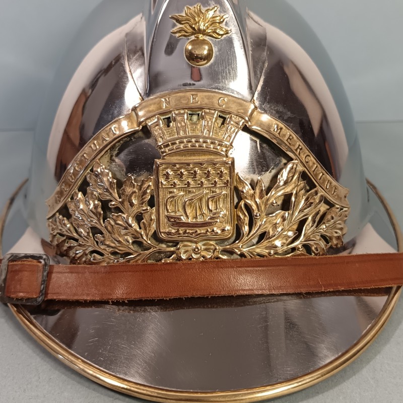 SUPERBE !! CASQUE DES SAPEURS POMPIERS DE LA VILLE DE PARIS BSPP SAPEUR-POMPIER MODELE 1933 NUMEROTE