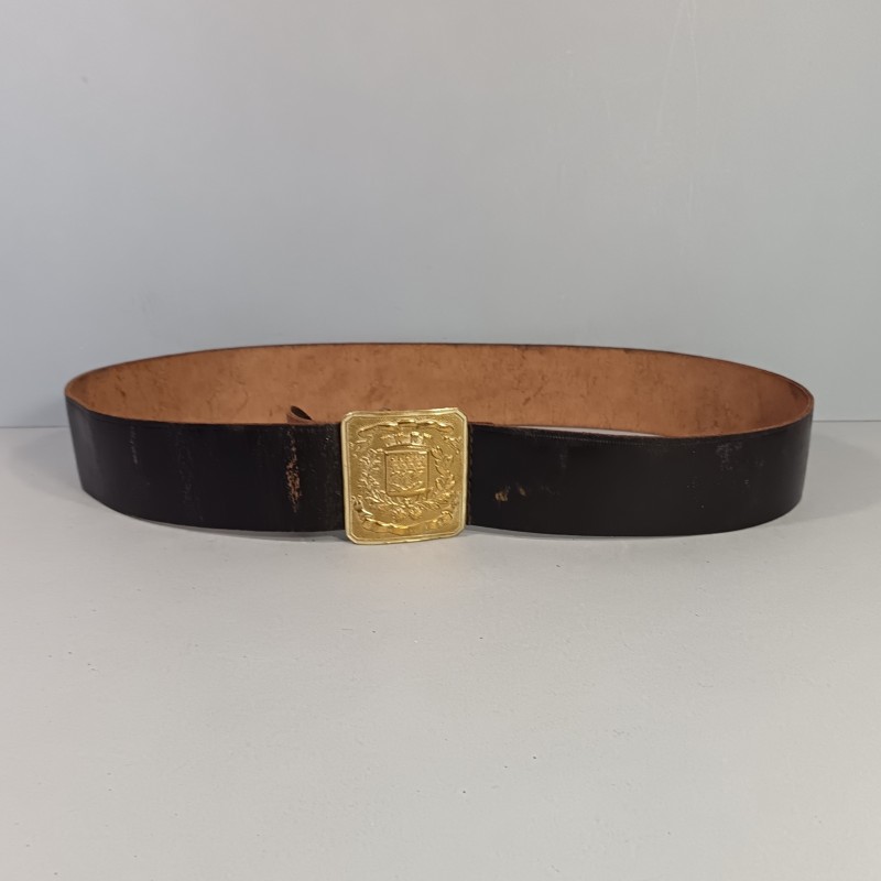 CEINTURON AVEC PLAQUE NUMEROTEE DU BATAILLON DES SAPEURS POMPIERS DE LA VILLE DE PARIS BSPP TROISIEME REPUBLIQUE