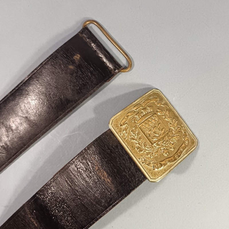 CEINTURON AVEC PLAQUE NUMEROTEE DU BATAILLON DES SAPEURS POMPIERS DE LA VILLE DE PARIS BSPP TROISIEME REPUBLIQUE