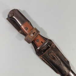 BAIONNETTE ALLEMANDE MODELE 1915 FAB ERFURT GEBR HELLER MARIENTHAL A DENTS DE SCIE MODIFIEE SECONDE GUERRE