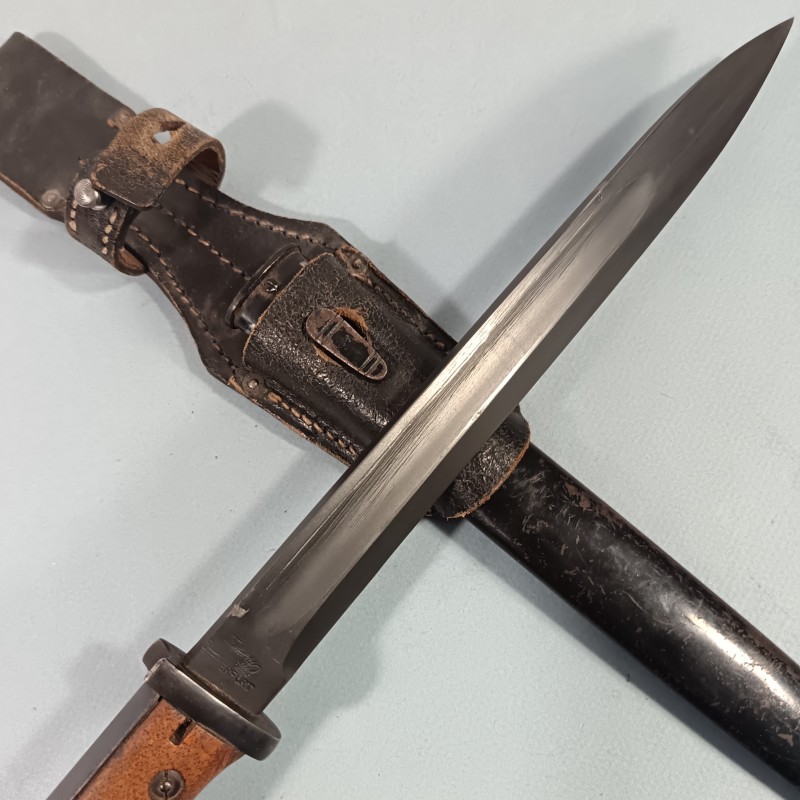 BAIONNETTE ALLEMANDE MODELE 1915 FAB ERFURT GEBR HELLER MARIENTHAL A DENTS DE SCIE MODIFIEE SECONDE GUERRE