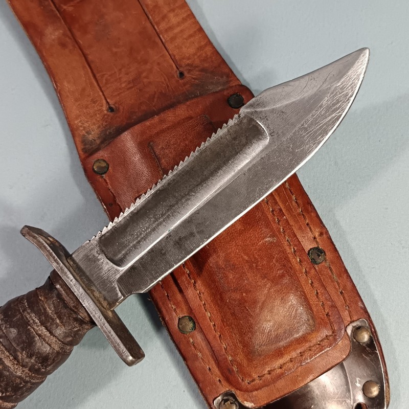 COUTEAU US DE SURVIE DE PILOTE DE L'USAAF CAMILLUS ONTARIO DATE 1986 AVIATION AMERICAINE