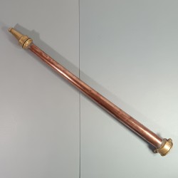 LANCE EN CUIVRE ET LAITON DES SAPEURS POMPIERS MODELE A VISSE XIX ème SIECLE LONGUEUR 77 cm