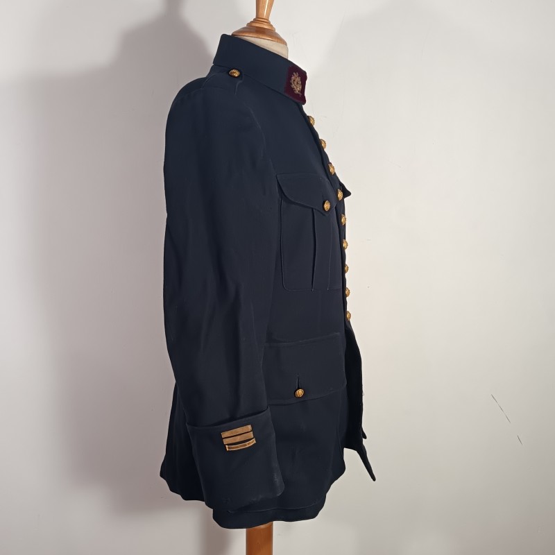VESTE D'UNIFORME MODELE 1914 EN DRAP GRIS DE FER BLEUTE CAPITAINE MEDECIN DU DEBUT DE LA GUERRE 1914 1918