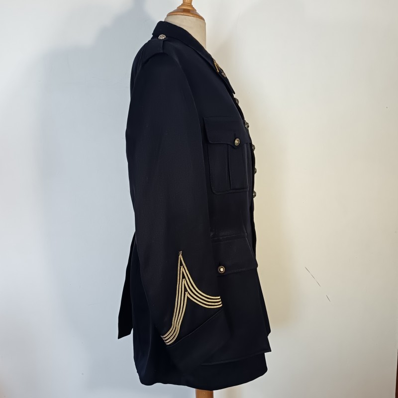 VESTE D'UNIFORME MODELE 1929 EN DRAP GRIS BLEU DU COMMANDANT BAUMONT DATEE 1936 ETAT MAJOR DES CHASSEURS ALPINS
