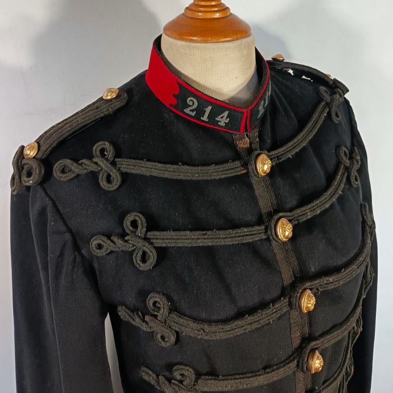 VESTE DOLMAN D'UNIFORME D'UN CAPITAINE DU 214 ème REGIMENT D'INFANTERIE 1914