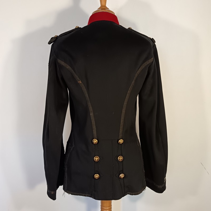 VESTE DOLMAN D'UNIFORME D'UN CAPITAINE DU 214 ème REGIMENT D'INFANTERIE 1914