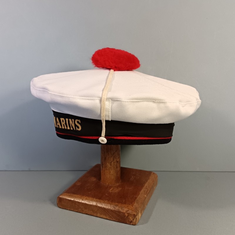 BACHI MARINE NATIONALE FRANCAISE AVEC BANDE OU BANDEAU DES FUSILIERS MARINS DATE 1976 TAILLE 57 POMPON ROUGE