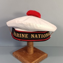 BACHI MARINE NATIONALE FRANCAISE AVEC BANDE OU BANDEAU MARINE NATIONALE DATE 1975 TAILLE 55 POMPON ROUGE