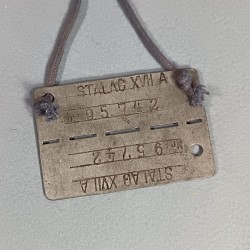 PLAQUES D'IDENTITE DE PRISONNIER AU STALAG XVII A VILLE DE KAISERSTEINBURCH EN AUTRICHE KRIEGSGEFANGENER SECONDE GUERRE