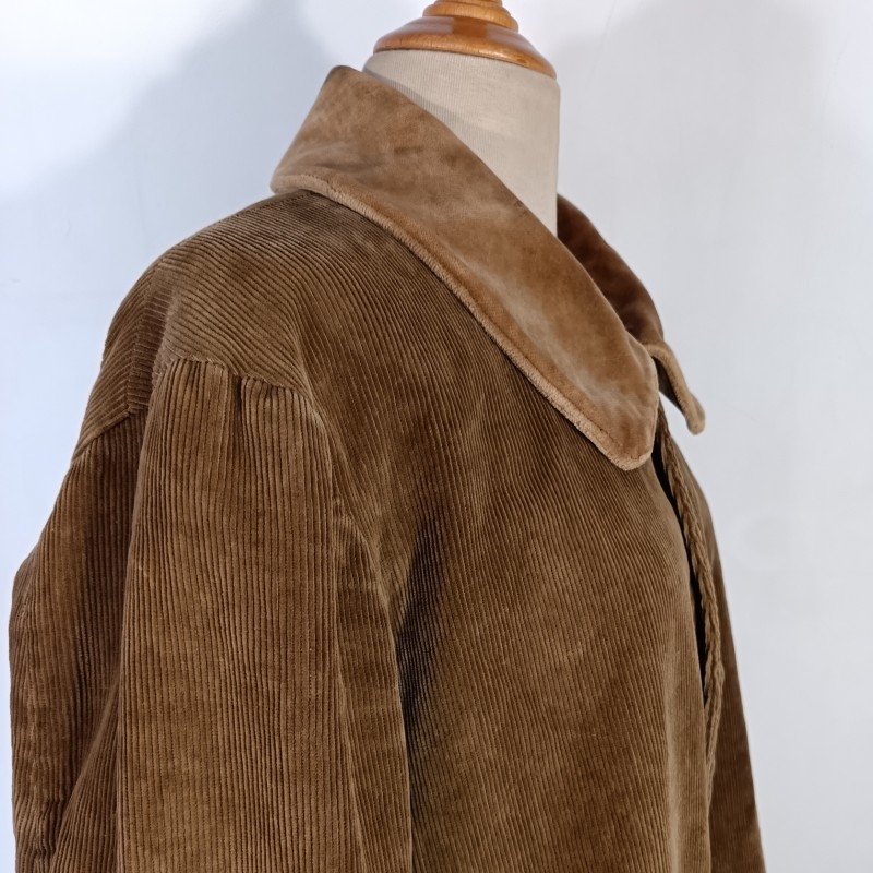 VESTE D'UNIFORME MODELE 1914 EN VELOURS COTELE BEIGE DU 13 ème CORP D'ARMEE ET DATEE 1918 FABRICATION CLERMONT FERRANT