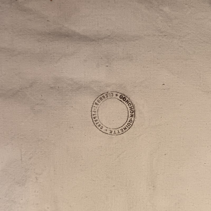 VESTE D'UNIFORME MODELE 1914 EN VELOURS COTELE BEIGE DU 13 ème CORP D'ARMEE ET DATEE 1918 FABRICATION CLERMONT FERRANT