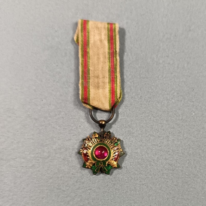 TUNISIE REDUCTION DE LA MEDAILLE ORDRE DU NICHAN EL MOURASSA EL AHED EL AMAN