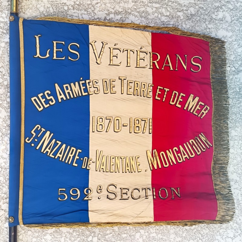 DRAPEAU DES VETERANS DES ARMEES DE TERRE ET DE MER 1870-1871 ST NAZAIRE DE VALENTANE MONGAUDON