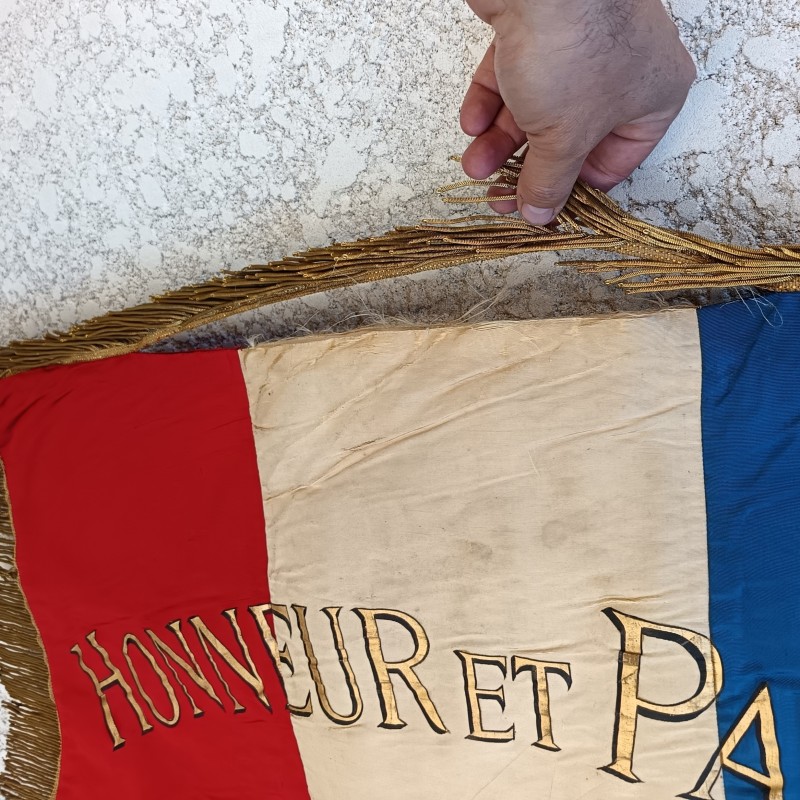 DRAPEAU DES VETERANS DES ARMEES DE TERRE ET DE MER 1870-1871 ST NAZAIRE DE VALENTANE MONGAUDON