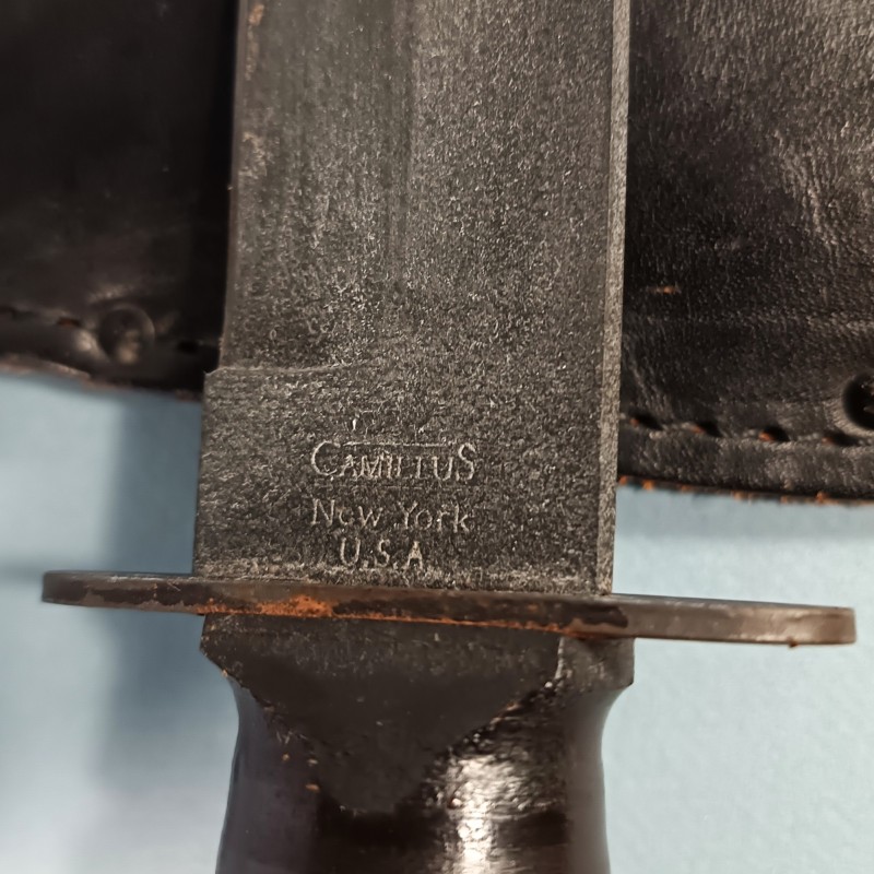 COUTEAU DE COMBAT KABAR USMC US CAMILLUS MARQUAGE LAME US. CAMILLUS NEW YORK USA