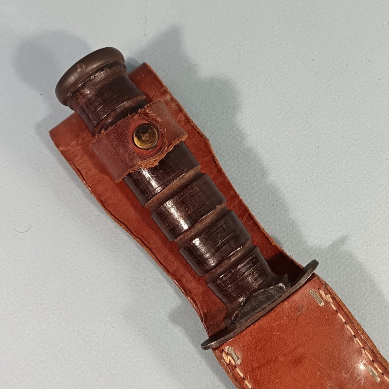 RARE !! COUTEAU DE MARINS' USNC CAMILLUS N.Y. KABAR MARQUAGE GARDE FOURREAU CUIR CLAIR NOMINATIF
