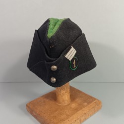 CALOT ARMEE FRANCAISE MODELE 1944 SOUS OFFICIERT SERGENT CHEF CAVALERIE DU 1 er REGT DU TRAIN TAILLE 58