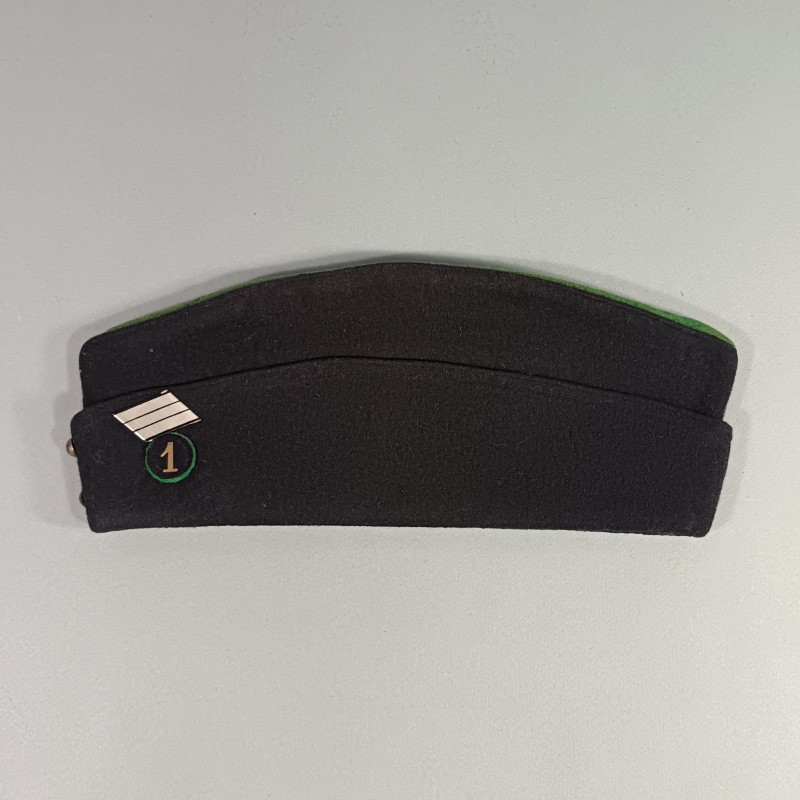CALOT ARMEE FRANCAISE MODELE 1944 SOUS OFFICIERT SERGENT CHEF CAVALERIE DU 1 er REGT DU TRAIN TAILLE 58