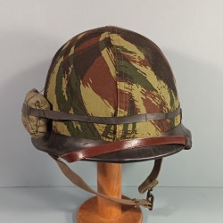 CASQUE FRANCAIS MODELE 1951 ET CAPUCHE 47-56 CASQUE LOURD DUCELLIER 1953 ET LINER H.R. 1955