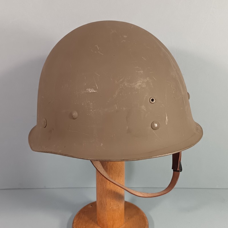 CASQUE FRANCAIS MODELE 1951 ET CAPUCHE 47-56 CASQUE LOURD DUCELLIER 1953 ET LINER H.R. 1955