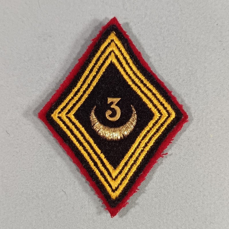 INSIGNES TISSU LOSANGE OFFICIER DU 3 ème SPAHIS CHIFFRE METALIQUE