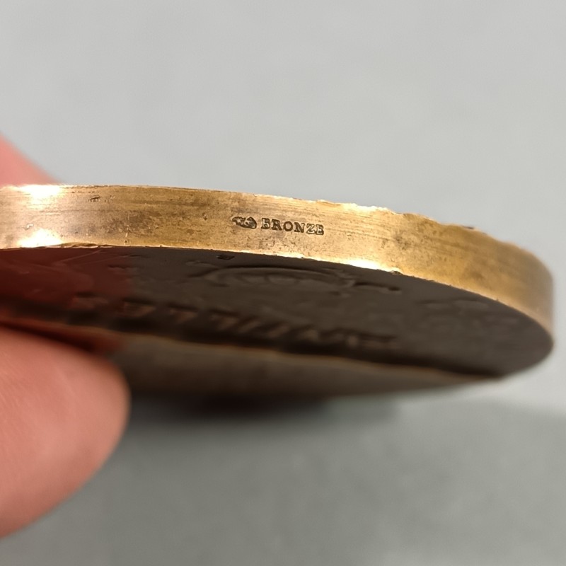 MEDAILLE EN BRONZE DE LA COMPAGNIE GENERALE TRANSATLANTIQUE BATEAU ANTILLES 1953 GRAVEUR R. DELAMARRE