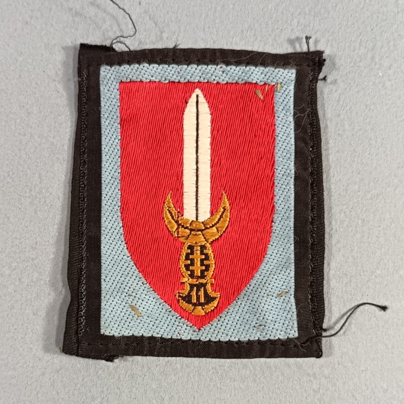 INSIGNE TISSU GUERRE D'ALGERIE 11 ème DI DIVISION D'INFANTERIE A PARTIR DE 1954 ET DISSOUTE EN 1961