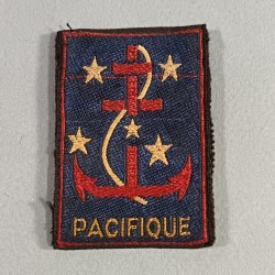 INSIGNE D'EPAULE EN TISSU DES FORCES FRANCAISES LIBRES DU PACIFIQUE MARINE NATIONALE
