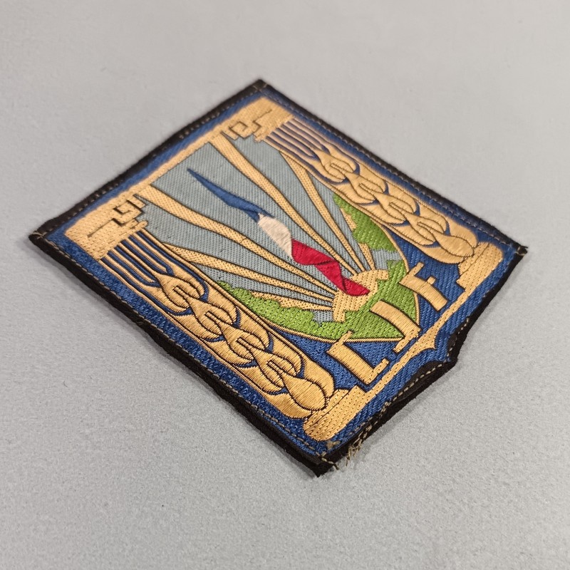 INSIGNE TISSU GENERAL DES CHANTIERS DE JEUNESSE FRANCAIS CJF MARECHAL PETAIN PERIODE GVT VICHY 1940 - 1944
