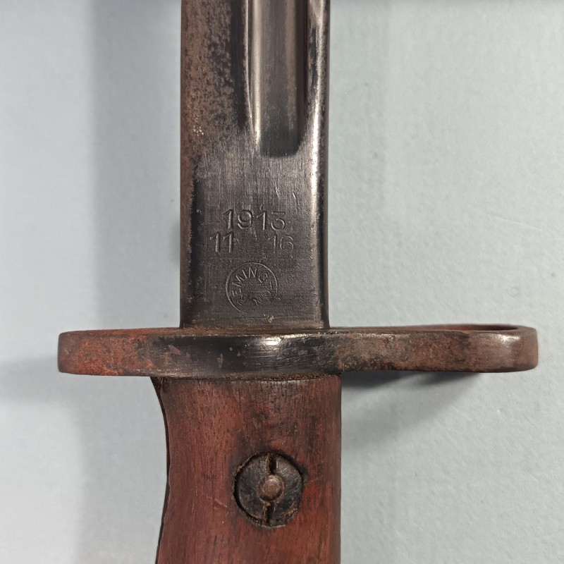BAIONNETTE US REMINGTON MODELE 1913 DATEE 1916 CURIOSITE PLAQUETTES BOIS NON RAINUREES