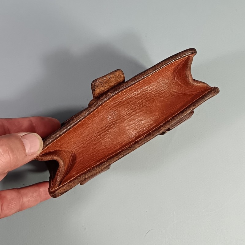 EQUIPEMENT FAUVE CARTOUCHIERE MODELE 1916 1927 GENDARMERIE FABRICATION DE 1927 A 1957