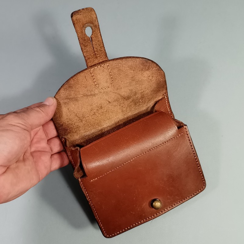 EQUIPEMENT FAUVE CARTOUCHIERE MODELE 1916 1927 GENDARMERIE FABRICATION DE 1927 A 1957