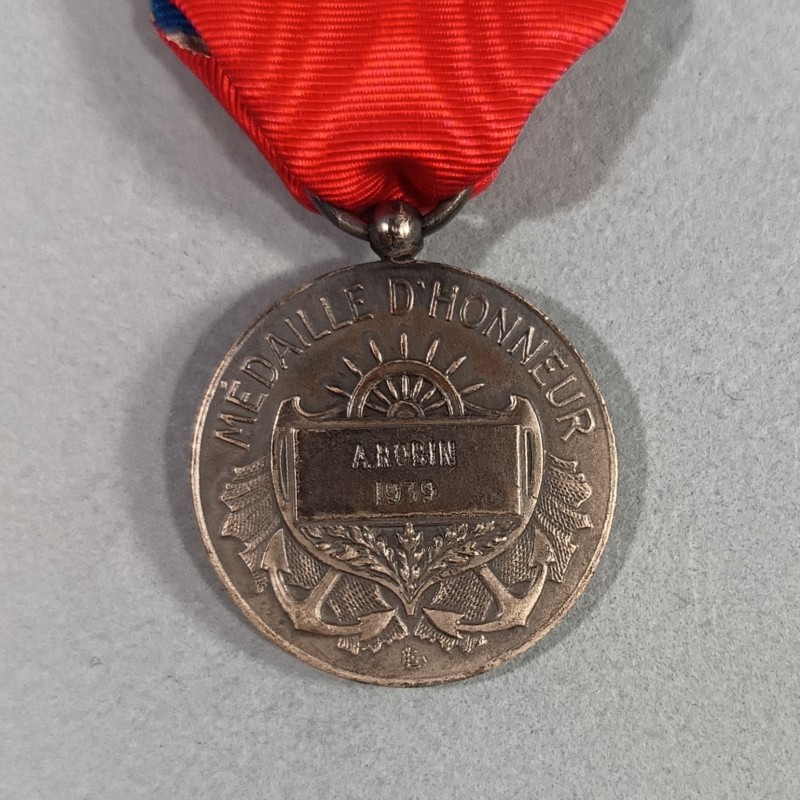 FRANCE MEDAILLE DE LA MARINE MARCHANDE CLASSE ARGENT ATTRIBUEE EN 1939 MEDAILLE D'HONNEUR
