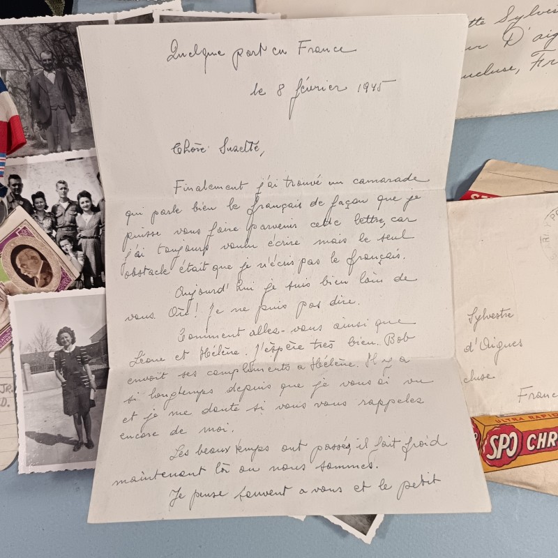 PETIT ENSEMBLE EMOUVANT DE LETTRE ET DE PHOTO DE FRANCAISES ET DE GI SOUVENIR DE LA SECONDE GUERRE