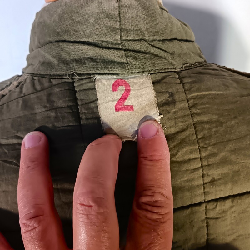 ARMEE FRANCAISE GUERRE D'ALGERIE VESTE TTA MATELASSEE DU 1 er TYPE COUTURES VERTICALES TAILLE 2