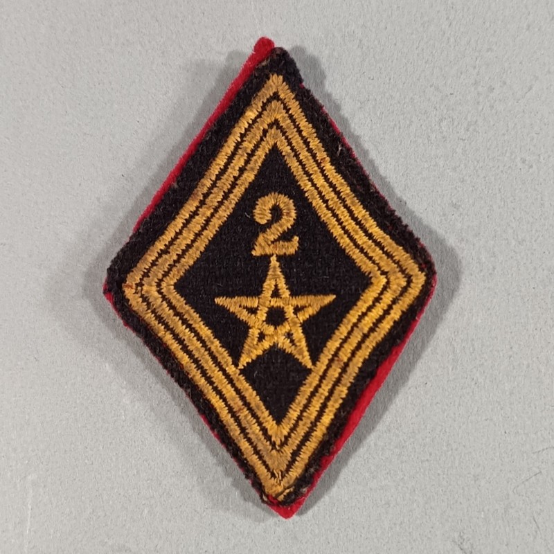 INSIGNES TISSU LOSANGE MODELE 1945 DU 2 ème REGIMENT DE SPAHIS MAROCAINS