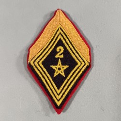 INSIGNES TISSU LOSANGE MODELE 1945 DE SERGENT DU 2 ème REGIMENT DE SPAHIS MAROCAINS