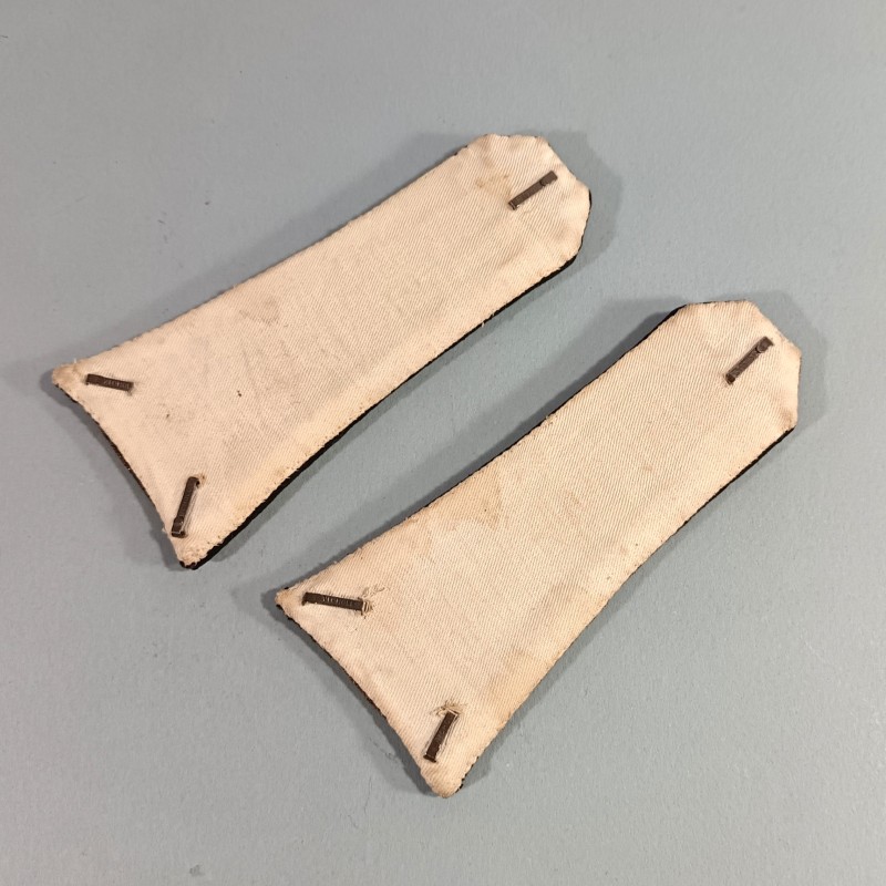 PAIRE D'EPAULETTES D'OFFICIER DE MARINE POUR LA TENUE DE GALA OU LE SPENCER ANCRE ET FEUILLAGE