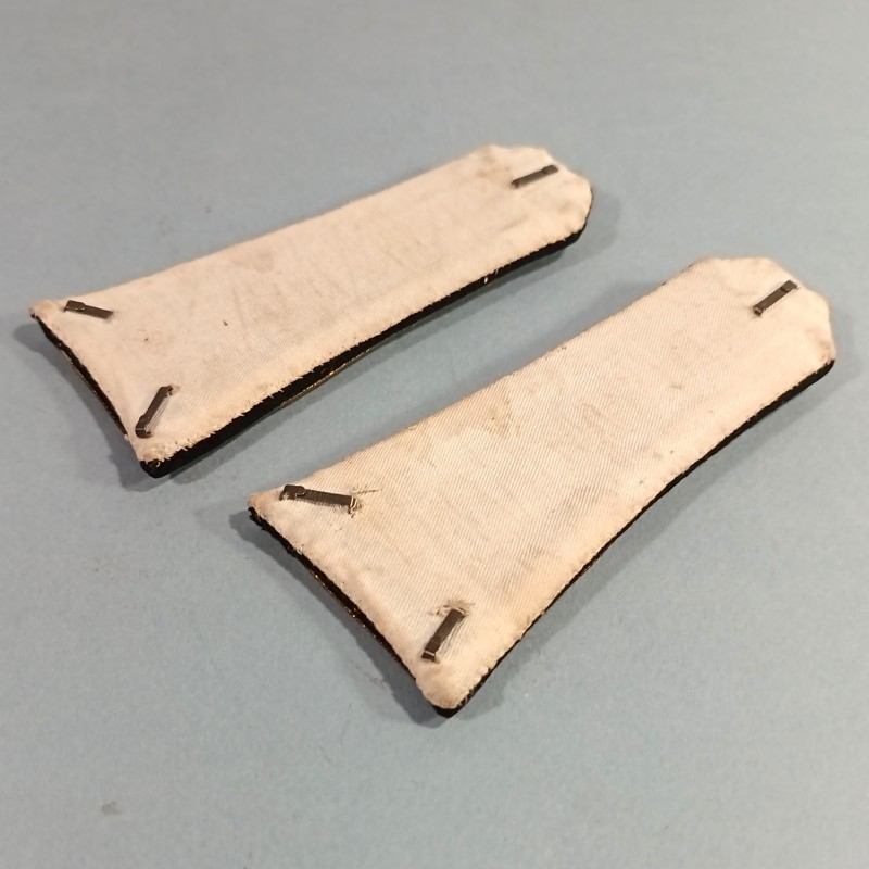 PAIRE D'EPAULETTES D'OFFICIER DE MARINE POUR LA TENUE DE GALA OU LE SPENCER ANCRE ET FEUILLAGE