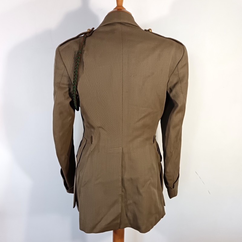 VESTE D'UNIFORME MODELE 1939 D'UN LIEUTENANT AU 53 ème REGIMENT D'ARTILLERIE MIXTE DIVISIONNAIRE 1939-1940