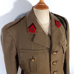 VESTE D'UNIFORME MODELE 1939 D'UN LIEUTENANT AU 53 ème REGIMENT D'ARTILLERIE MIXTE DIVISIONNAIRE 1939-1940